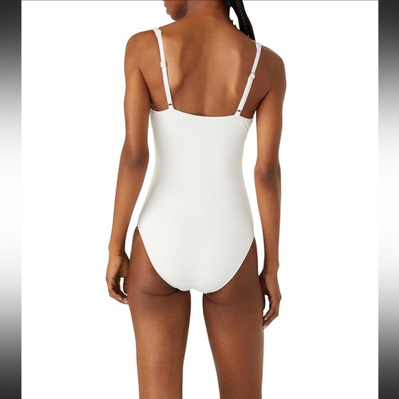 Kate Spade Plunge One Piece Swimsuit - Pique Scallops - Picture 2 of 4